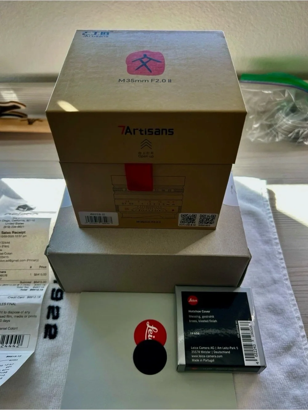 Leica M6 Classic Rangefinder in Black with Red Badge